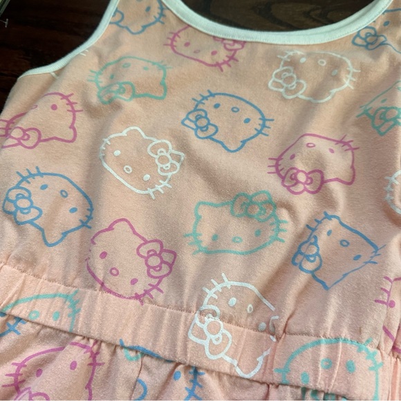 Hello Kitty romper, size 10-12 - Picture 3 of 4